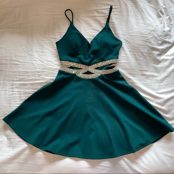 Forest Green Formal Cocktail Mini Dress with Beading and Side Cutouts - Picture 4 of 8